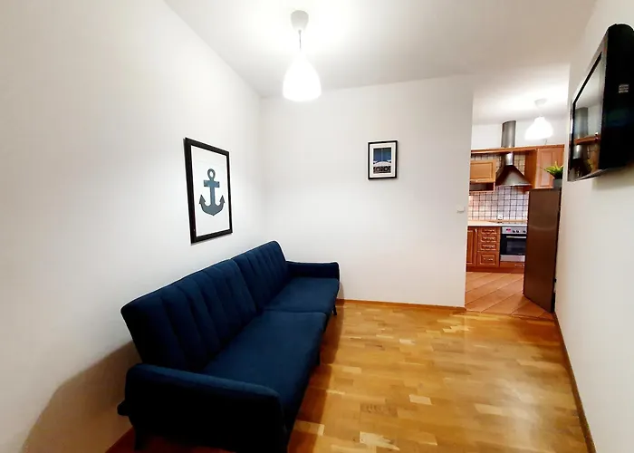 Apartment Okrzei 12 *